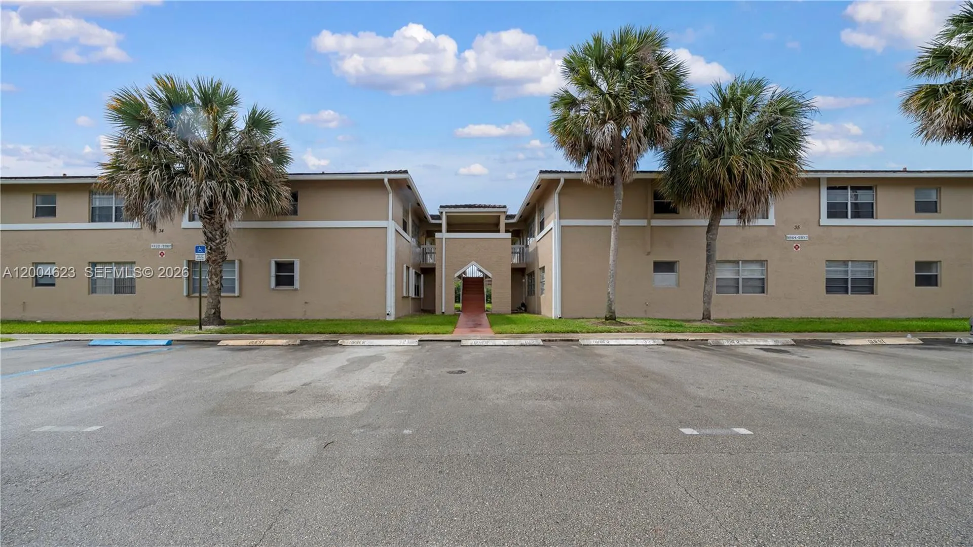 9964 Twin Lakes Drive Coral Springs FL 33071