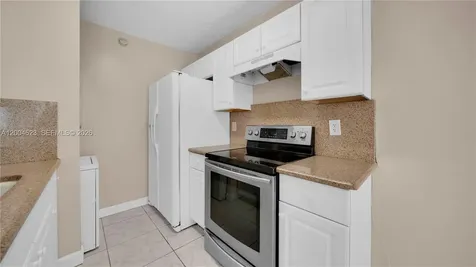 9964 Twin Lakes Drive Coral Springs FL 33071
