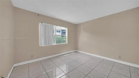 9964 Twin Lakes Drive Coral Springs FL 33071