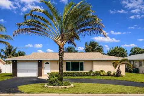 8102 NW 96th Terrace Tamarac FL 33321