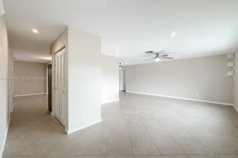 8102 NW 96th Terrace Tamarac FL 33321