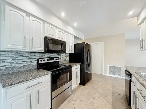8102 NW 96th Terrace Tamarac FL 33321