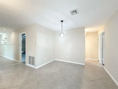 8102 NW 96th Terrace Tamarac FL 33321