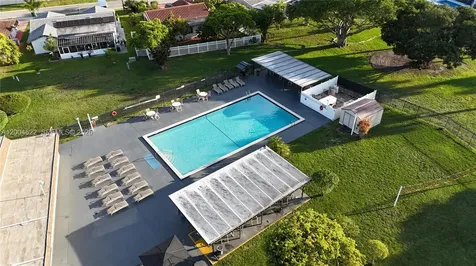 8102 NW 96th Terrace Tamarac FL 33321
