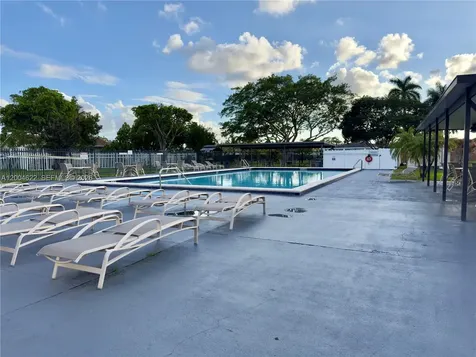 8102 NW 96th Terrace Tamarac FL 33321