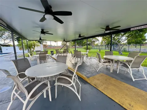 8102 NW 96th Terrace Tamarac FL 33321