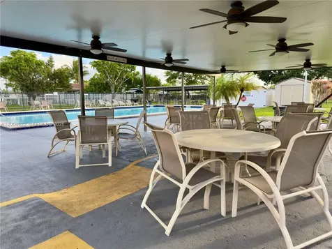 8102 NW 96th Terrace Tamarac FL 33321