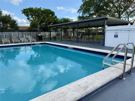 8102 NW 96th Terrace Tamarac FL 33321