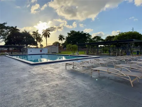 8102 NW 96th Terrace Tamarac FL 33321