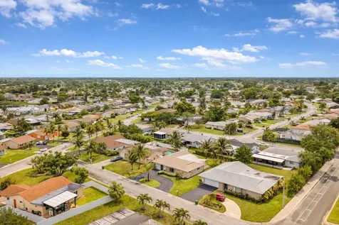8102 NW 96th Terrace Tamarac FL 33321