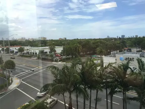 12550 Biscayne Blvd Unit 403 North Miami FL 33181