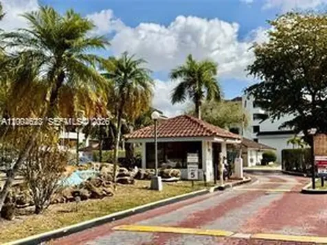 8215 SW 152nd Avenue Miami FL 33193