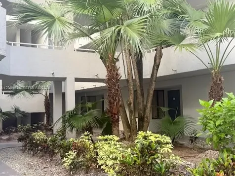 8215 SW 152nd Avenue Miami FL 33193