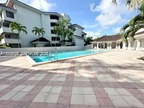 8215 SW 152nd Avenue Miami FL 33193