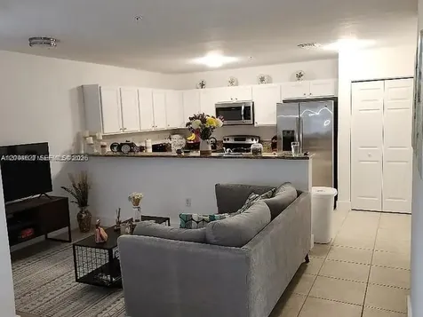 22511 SW 88th Place Cutler Bay FL 33190