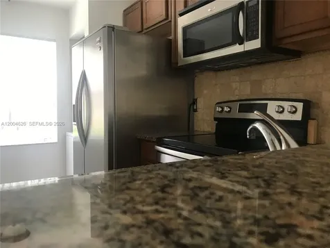 3825 NW 90th Avenue Sunrise FL 33351