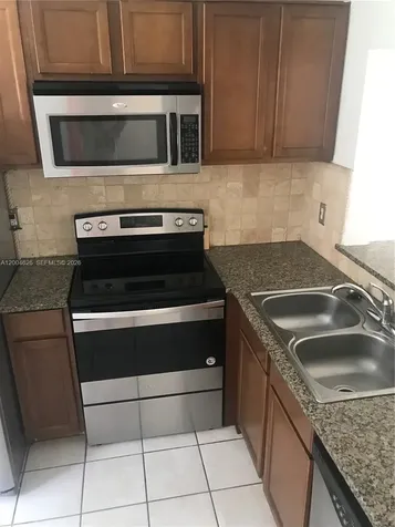 3825 NW 90th Avenue Sunrise FL 33351