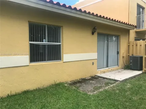 3825 NW 90th Avenue Sunrise FL 33351