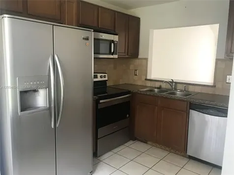 3825 NW 90th Avenue Sunrise FL 33351
