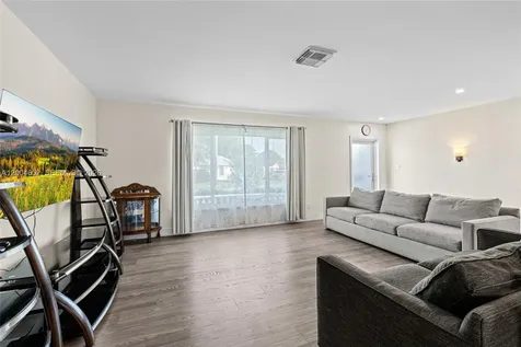 9403 NW 74th Place Tamarac FL 33321