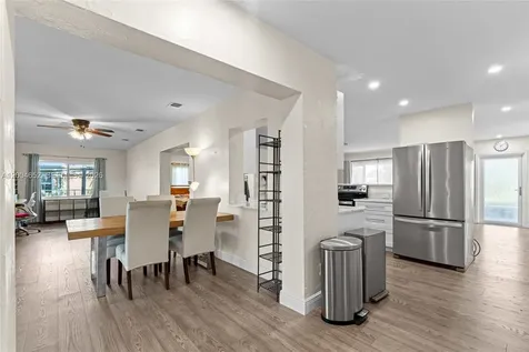 9403 NW 74th Place Tamarac FL 33321