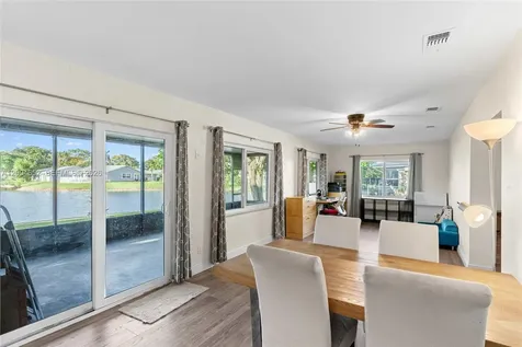 9403 NW 74th Place Tamarac FL 33321