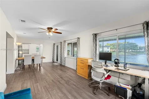 9403 NW 74th Place Tamarac FL 33321