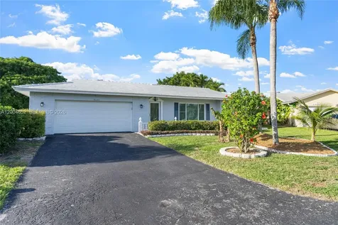 9403 NW 74th Place Tamarac FL 33321