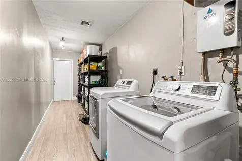 9403 NW 74th Place Tamarac FL 33321