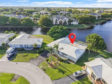 9403 NW 74th Place Tamarac FL 33321