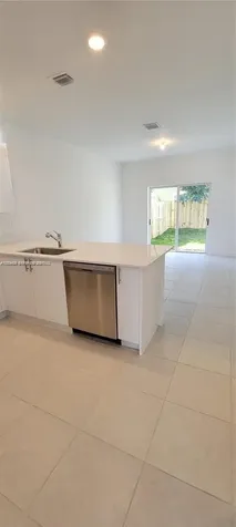 1010 SE 26th Terrace Homestead FL 33035