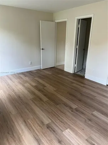 2806 Oak Grove Road Davie FL 33328