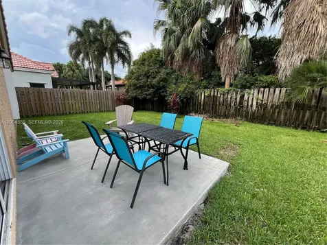 2806 Oak Grove Road Davie FL 33328