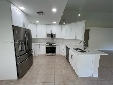 2806 Oak Grove Road Davie FL 33328