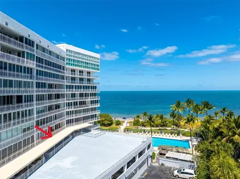 600 Grapetree Drive Key Biscayne FL 33149