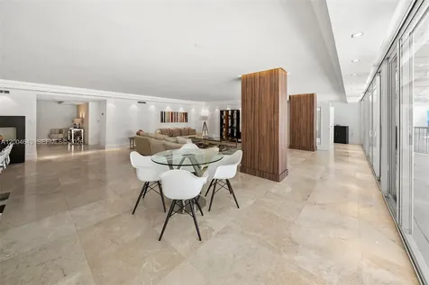 600 Grapetree Drive Key Biscayne FL 33149