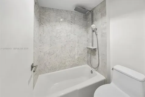 600 Grapetree Drive Key Biscayne FL 33149