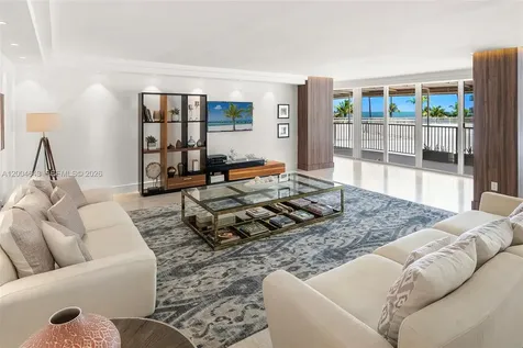 600 Grapetree Drive Key Biscayne FL 33149