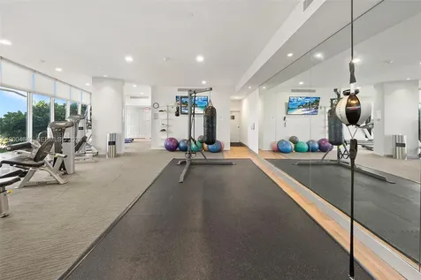 600 Grapetree Drive Key Biscayne FL 33149