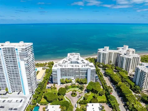600 Grapetree Drive Key Biscayne FL 33149