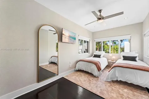 3483 Chase Avenue Miami Beach FL 33140