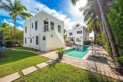 3483 Chase Avenue Miami Beach FL 33140