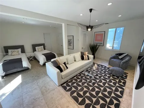 3483 Chase Avenue Miami Beach FL 33140