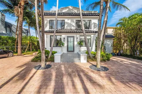 3483 Chase Avenue Miami Beach FL 33140