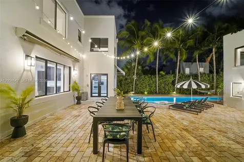 3483 Chase Avenue Miami Beach FL 33140