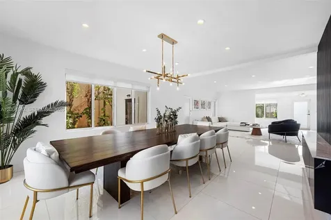 3483 Chase Avenue Miami Beach FL 33140