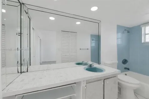 220 SW 9th Avenue Hallandale Beach FL 33009