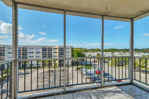 220 SW 9th Avenue Hallandale Beach FL 33009
