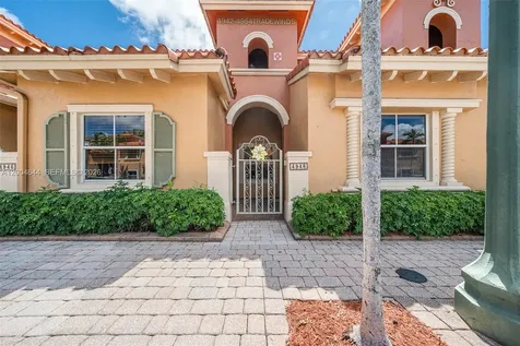 4948 Tradewinds Terrace Dania Beach FL 33312
