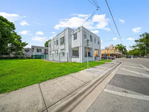 500 SW 8th Avenue Miami FL 33130